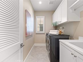 100 Viano, Irvine CA 92602