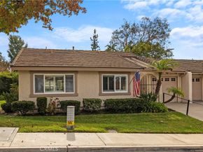 27972 Calle Casal, Mission Viejo CA 92692