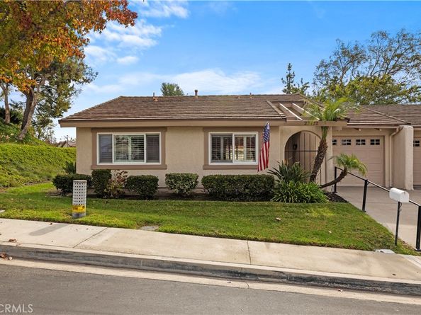 27972 Calle Casal, Mission Viejo CA 92692