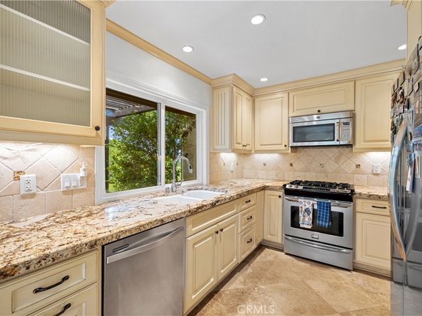 27972 Calle Casal, Mission Viejo CA 92692