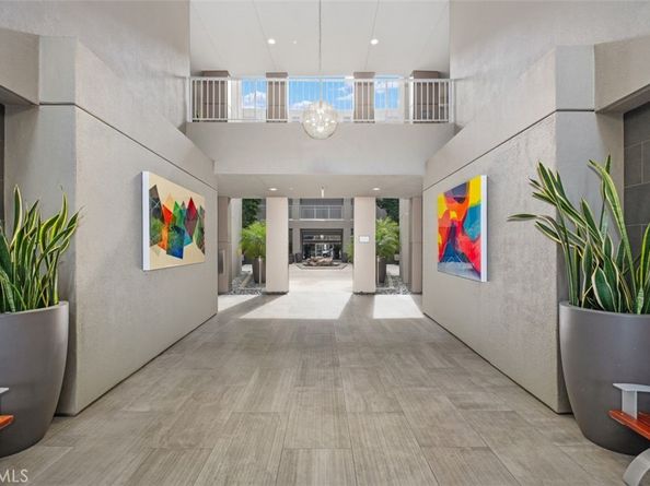 21 Gramercy 202, Irvine CA 92612