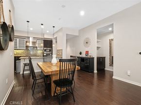 21 Gramercy 202, Irvine CA 92612