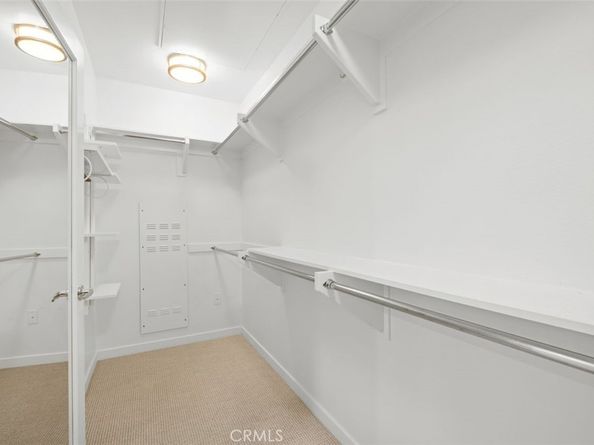 21 Gramercy 202, Irvine CA 92612