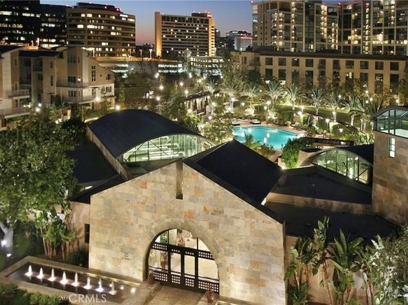 21 Gramercy 202, Irvine CA 92612