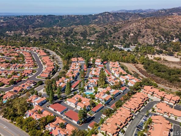 6 Dianthus, Rancho Santa Margarita CA 92688