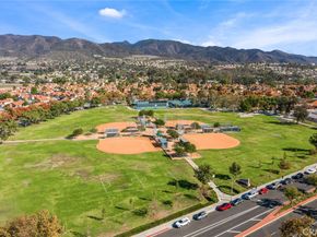 28 Tierra Montanosa, Rancho Santa Margarita CA 92688