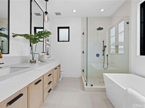 506 1/2 Avocado Avenue, Corona Del Mar CA 92625