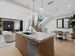 506 1/2 Avocado Avenue, Corona Del Mar CA 92625