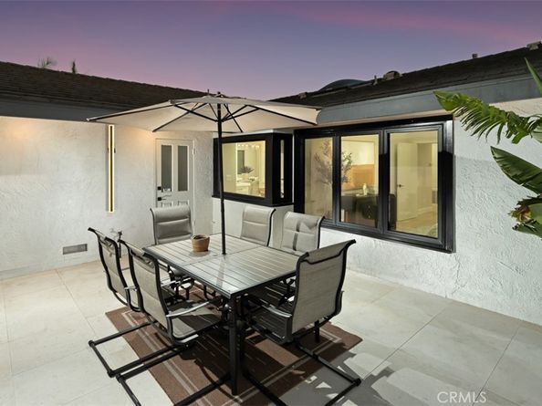 10 White Water Drive, Corona Del Mar CA 92625