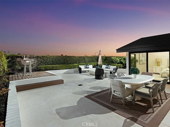 10 White Water Drive, Corona Del Mar CA 92625