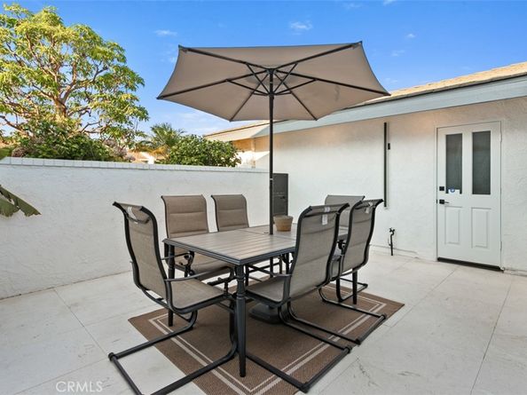 10 White Water Drive, Corona Del Mar CA 92625