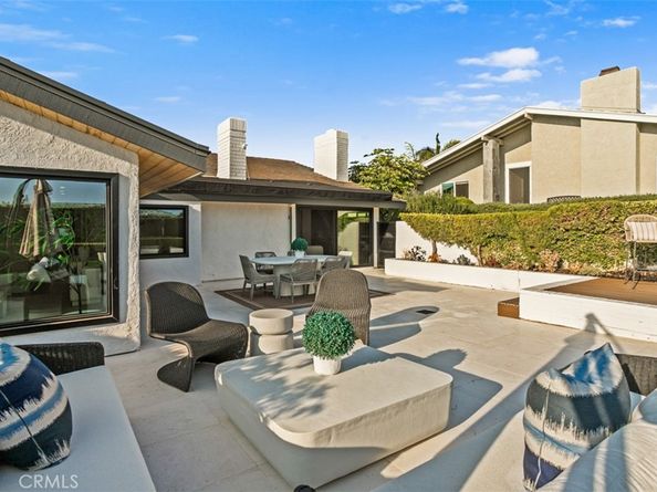 10 White Water Drive, Corona Del Mar CA 92625