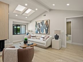 10 White Water Drive, Corona Del Mar CA 92625