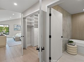 10 White Water Drive, Corona Del Mar CA 92625