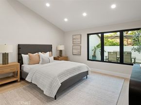 10 White Water Drive, Corona Del Mar CA 92625