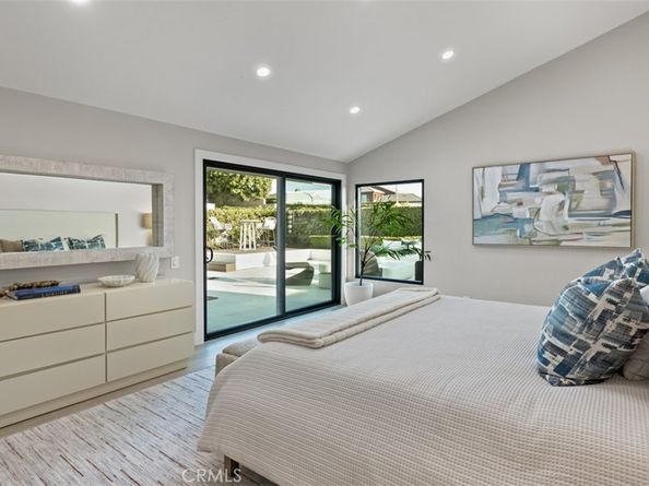 10 White Water Drive, Corona Del Mar CA 92625