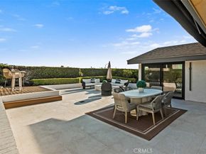 10 White Water Drive, Corona Del Mar CA 92625