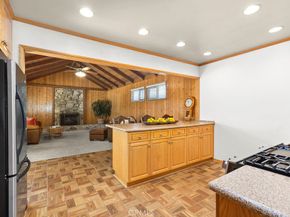 995 Post Road, Costa Mesa CA 92626