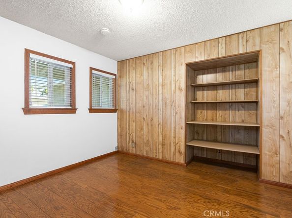 995 Post Road, Costa Mesa CA 92626