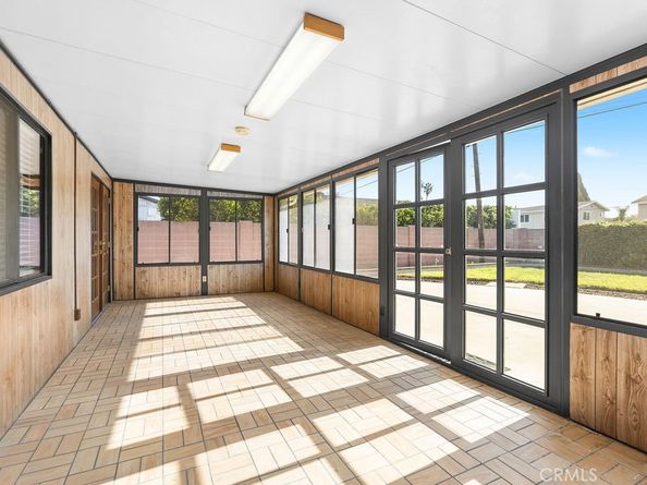 995 Post Road, Costa Mesa CA 92626