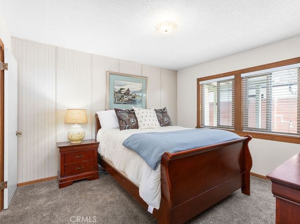 995 Post Road, Costa Mesa CA 92626