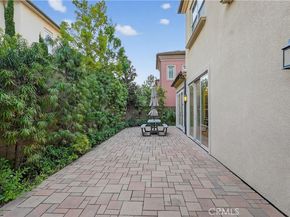 72 Honeyflower, Irvine CA 92620
