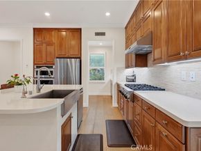 72 Honeyflower, Irvine CA 92620