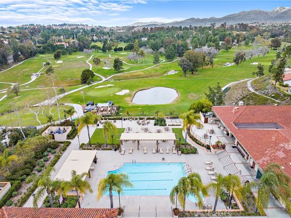 27952 Calle Casal, Mission Viejo CA 92692