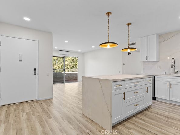 21921 Rimhurst Dr. 128F, Lake Forest CA 92630