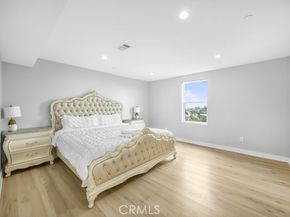 4240 Barrett, Los Angeles CA 90032