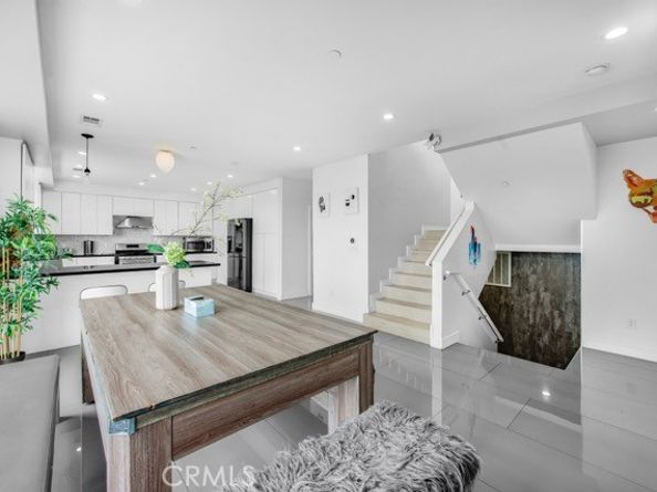 4240 Barrett, Los Angeles CA 90032