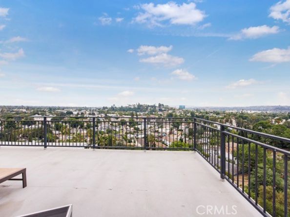 4240 Barrett, Los Angeles CA 90032