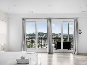 4240 Barrett, Los Angeles CA 90032