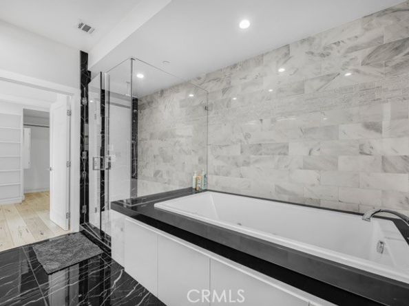 4240 Barrett, Los Angeles CA 90032