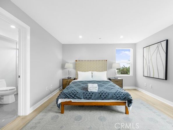 4240 Barrett, Los Angeles CA 90032