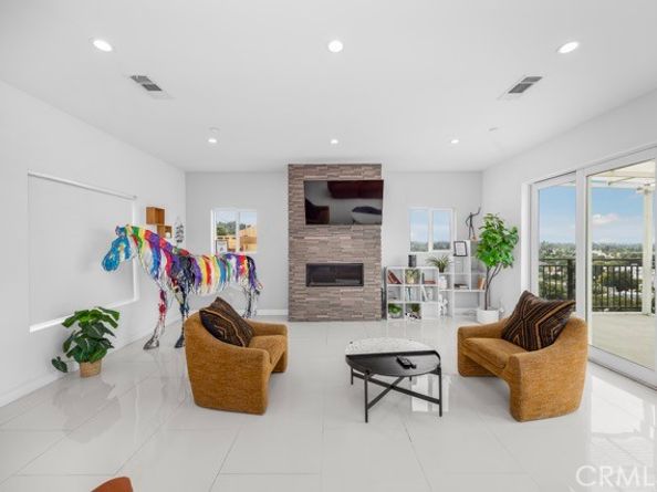 4240 Barrett, Los Angeles CA 90032