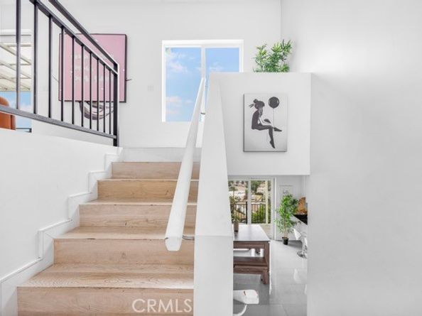 4240 Barrett, Los Angeles CA 90032