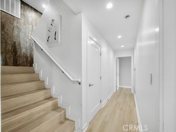 4240 Barrett, Los Angeles CA 90032