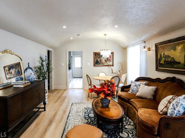 6764 Lemon, Long Beach CA 90805