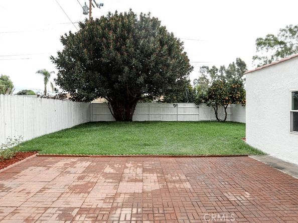 6764 Lemon, Long Beach CA 90805