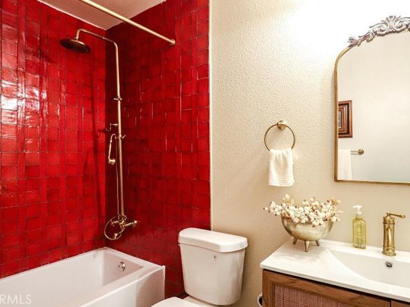 6764 Lemon, Long Beach CA 90805