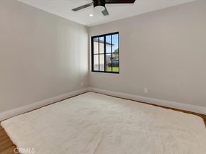 270 Albert Place, Costa Mesa CA 92627