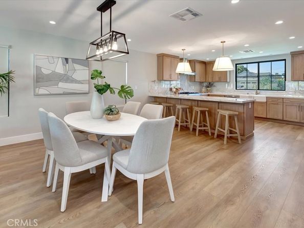 270 Albert Place, Costa Mesa CA 92627