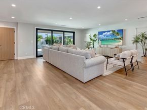 270 Albert Place, Costa Mesa CA 92627