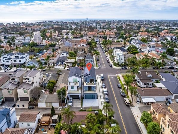 620 Huntington Street, Huntington Beach CA 92648