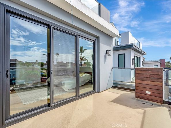 620 Huntington Street, Huntington Beach CA 92648