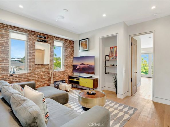 620 Huntington Street, Huntington Beach CA 92648