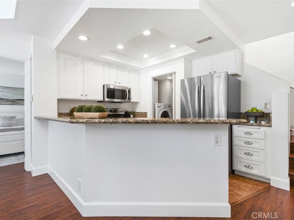 619 N Springbrook N, Irvine CA 92614