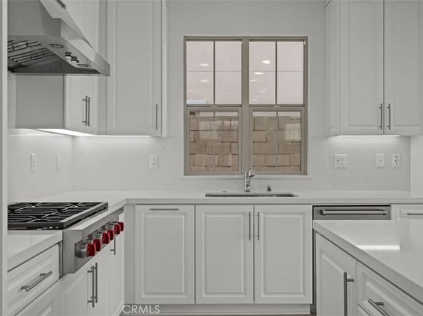 155 Somera, Irvine CA 92602