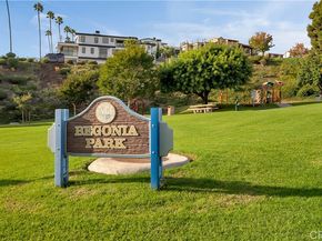 2578 Bungalow Place, Corona Del Mar CA 92625